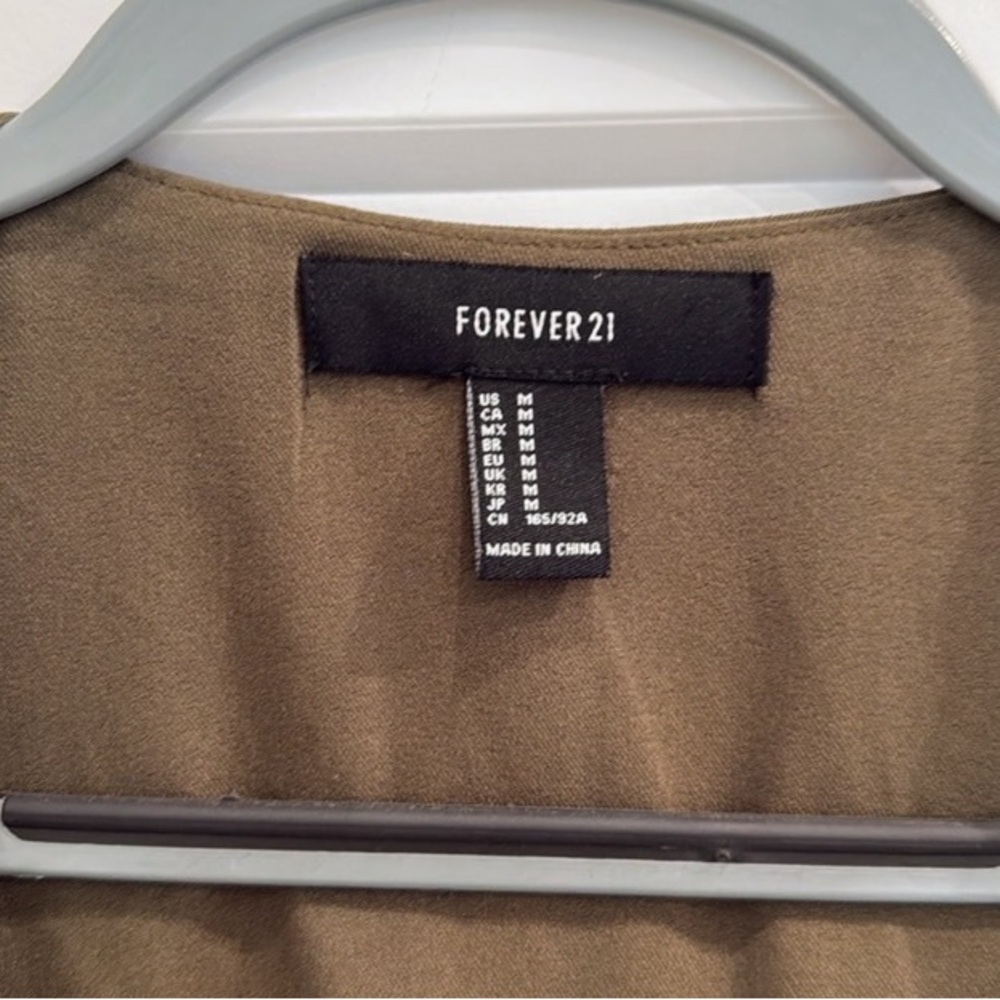 Forever 21 Tan Top - Picture 2 of 2